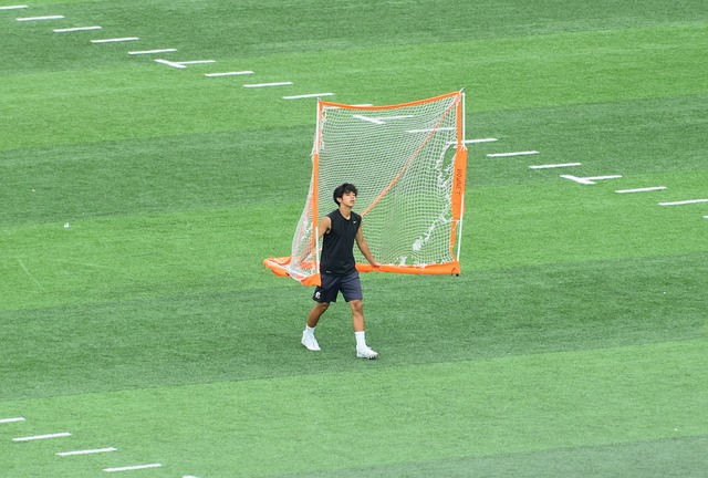 在讨论莱利 在讨论莱利